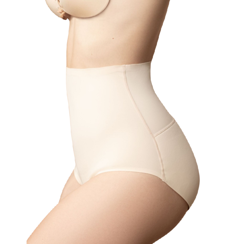 Höga panties med vaddering från Bye Bra i storlek M