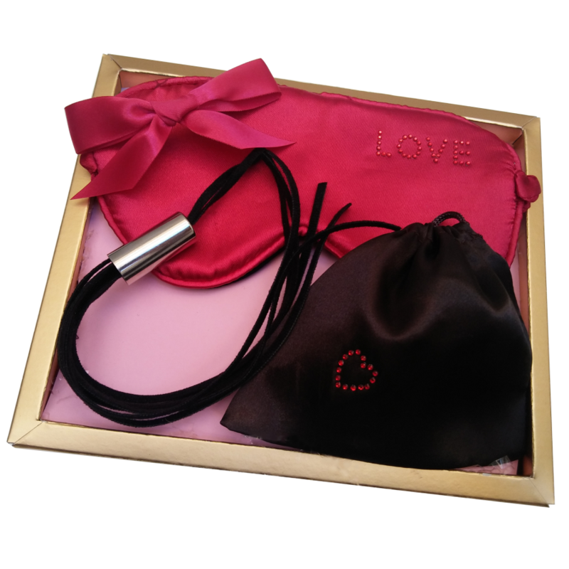 INEDIT Dominatrix Whip Kit med satinmask och piska