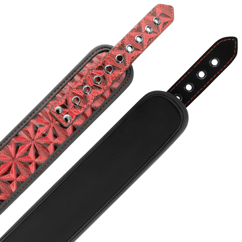 BEGME - RÖD EDITION HALSBAND MED BRÖSTVÅRDSKLAMMAR MED NEOPREN FODER