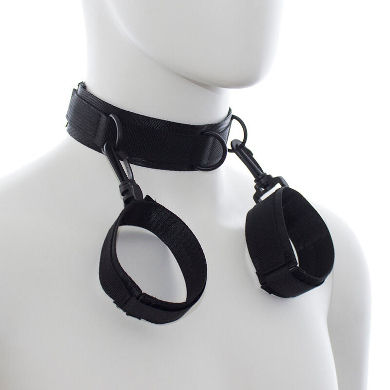 OHMAMA FETISH - NYLON HANDKUFFAR OCH KRAGE