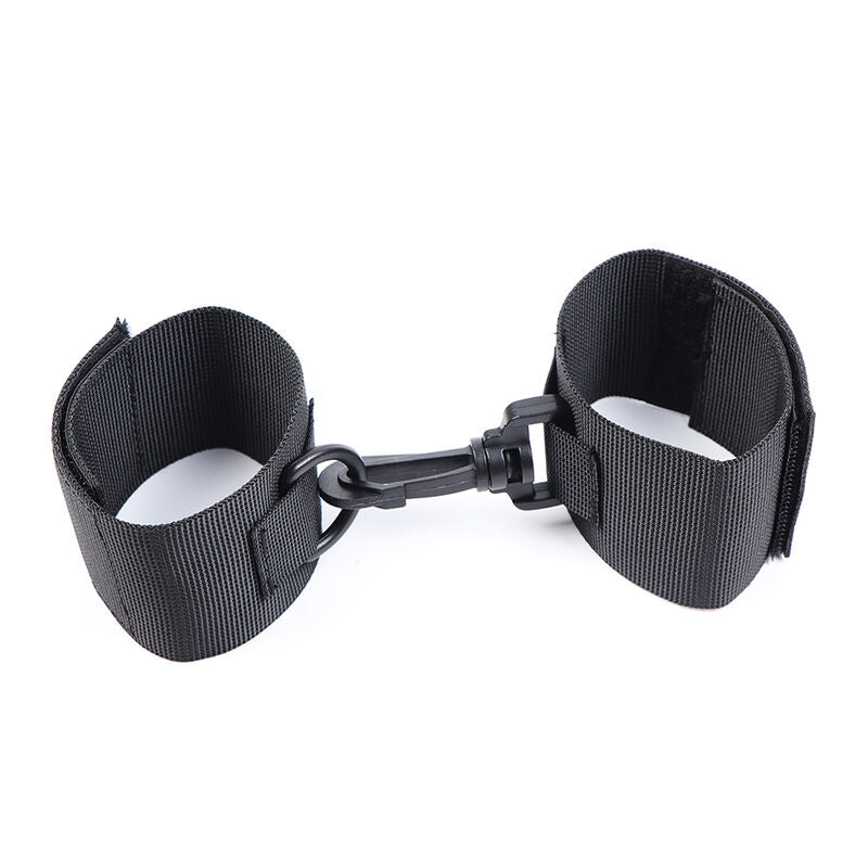 OHMAMA FETISH - NYLON HANDLEDNINGSRESTRIKTIONER