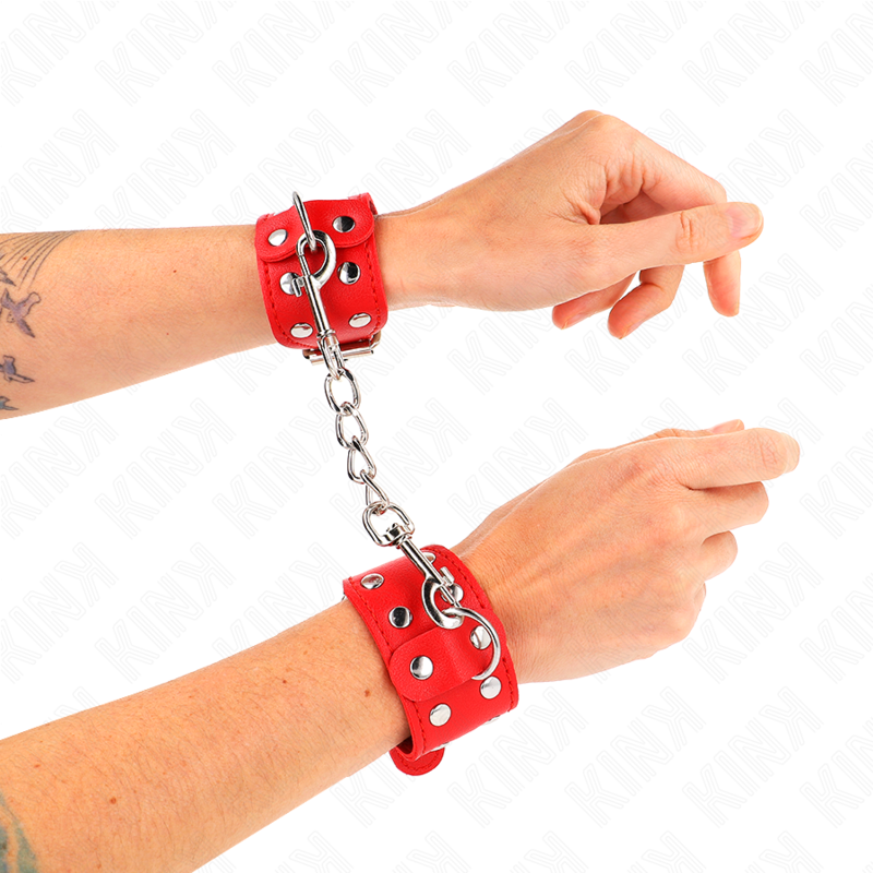 KINK - Handledsband med justerbara nitar röd