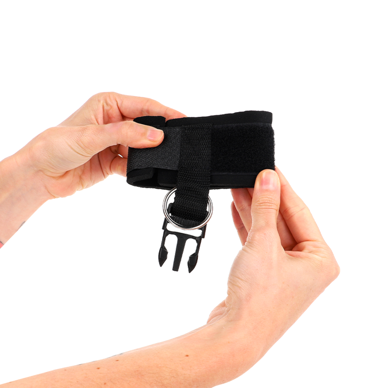 KINK - Neopren Handledsremmar Svart Justerbara 22-34 cm