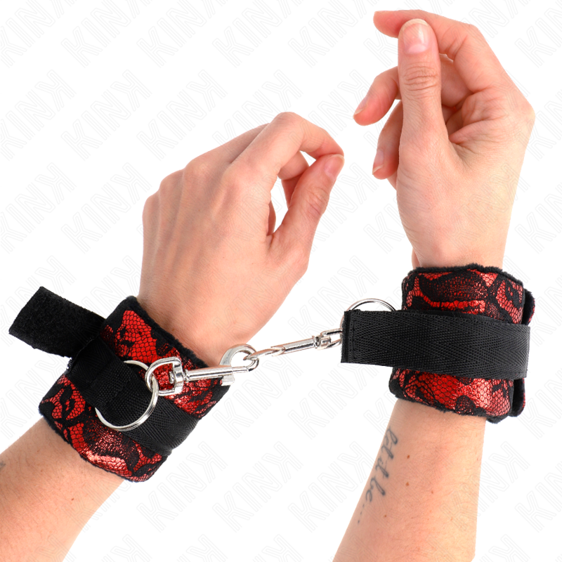KINK handledsband i röd och svart för BDSM
