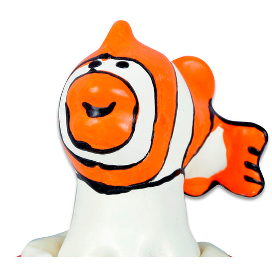 Handmålade novitetskondomer med fiskmotiv i orange