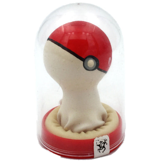 Handmålade kondomer i Pokeball-design, röd och vit
