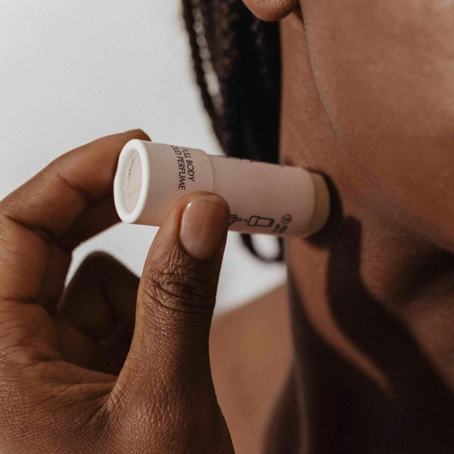 SLOW SEX Solid Body Perfume från Bijoux med kokosdoft