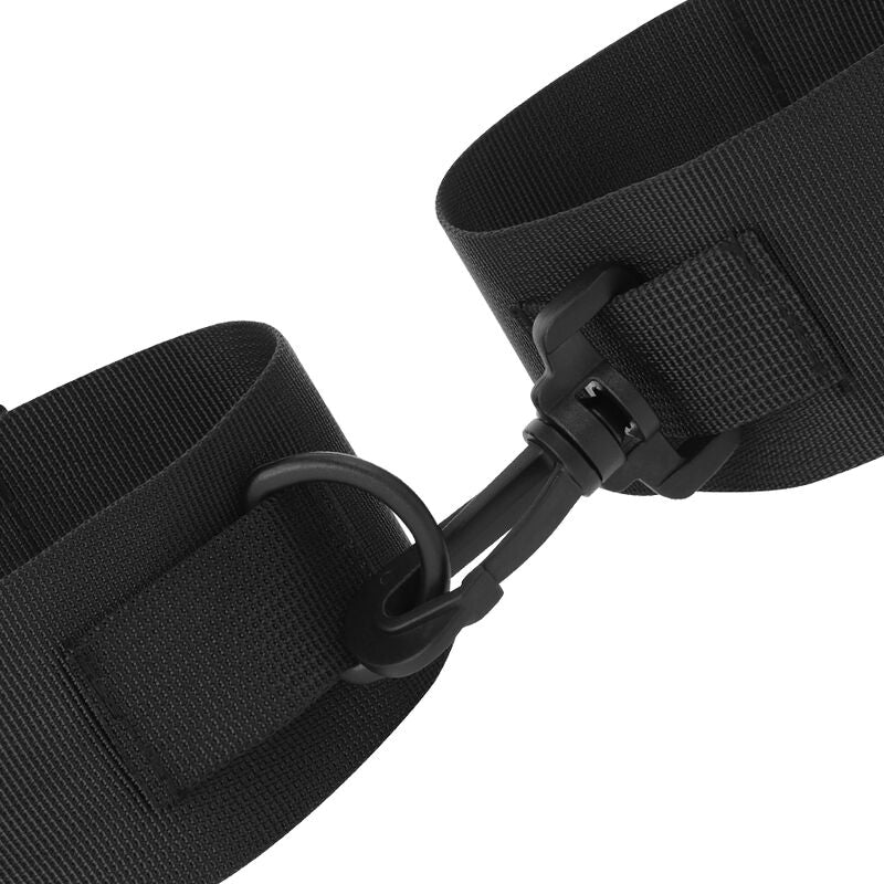 DARKNESS - NYLON HANDKUFFAR FÖR NYBÖRJARE