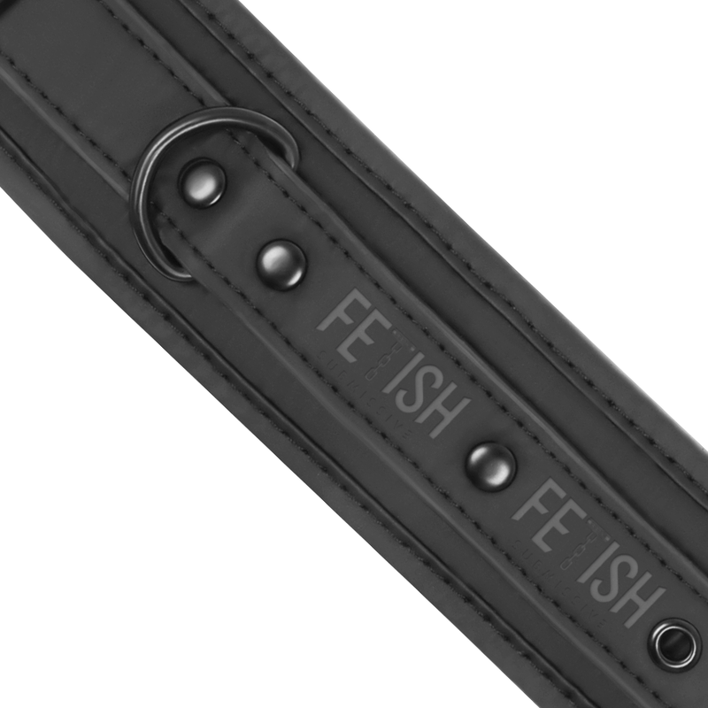 Veganskt läderhalsband och handbojor med neoprenfoder