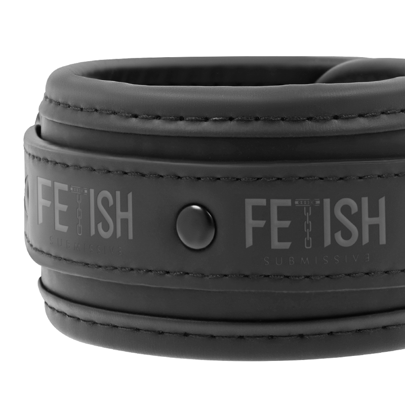 FETISH SUBMISSIVE - SET MED HANDKUFFAR OCH REMMAR MED NOPRENE FODER